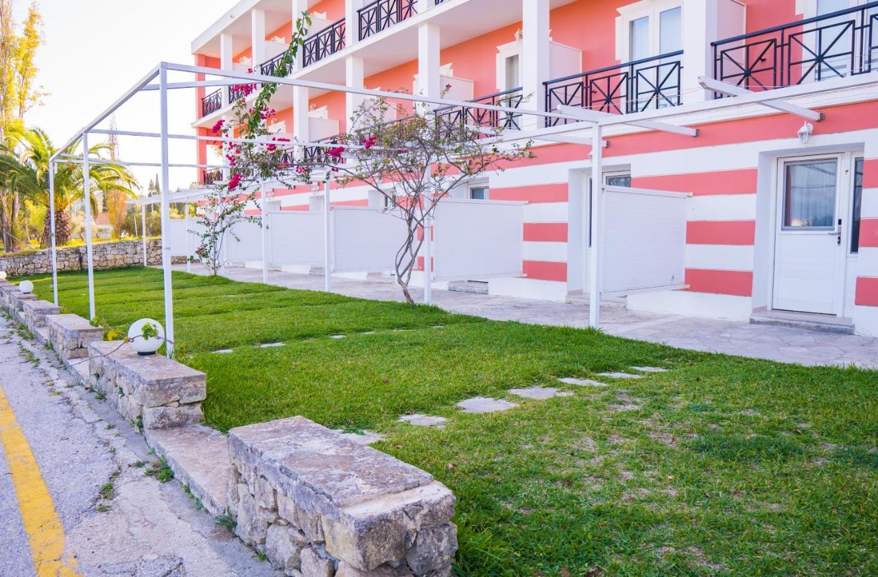 Palatino Hotel Lixouri Exterior photo