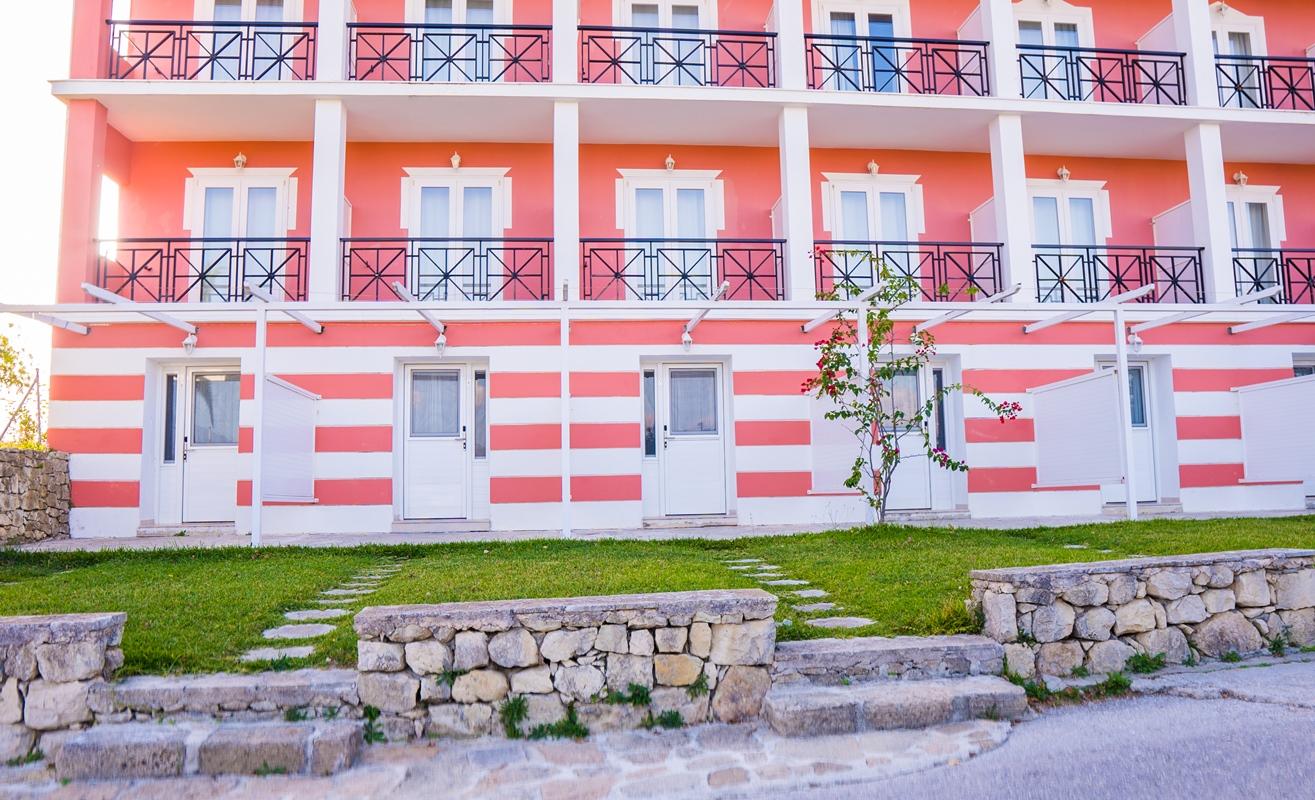 Palatino Hotel Lixouri Exterior photo